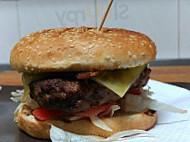 Barri Burguer food