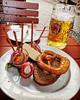 Wirtshaus Salvator food