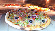 Pizza Leo food