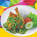 Nasi Ayam Geprek Mama Muda (kepala Batas) inside