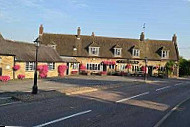 The Stags Head outside