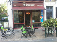 Le Bistroquet inside