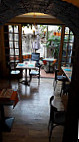 Le Patio inside