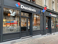 Domino's Pizza outside