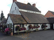 The Bennetts End Inn outside