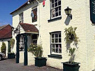 Yew Tree Public House outside