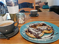 Mamgu Welshcakes food