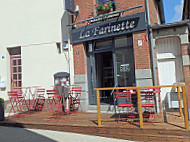 La Farinette outside