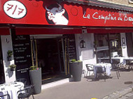 Le comptoir du boeuf inside