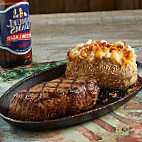 Logan's Roadhouse food