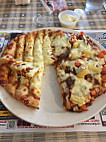 Trio Pizza food