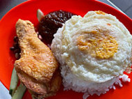 Ah Nga Nasi Lemak food