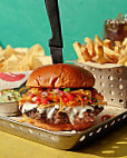 Chili's Grill Bar Magnolia food