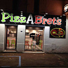 PizzAbrets inside