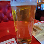 Red Robin Gourmet Burgers And Brews food