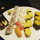 Sushi King food