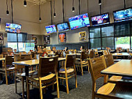 Buffalo Wild Wings inside