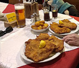 Schnitzelwirt food