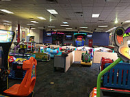 Chuck E. Cheese's food