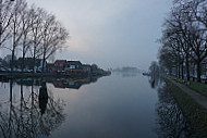 Eeterij De Schalkse Weesp outside