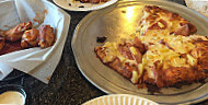 Round Table Pizza food