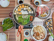 Steamboat Ala Damai food