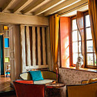 Auberge à la Bonne Idée inside