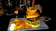 Dhillons Irish Bar & Grill food