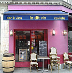 Le Dit Vin inside