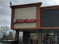 Little Caesars Pizza outside