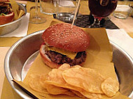 8/burger food