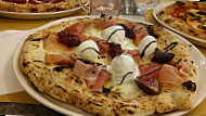 Pizza E Fichi food