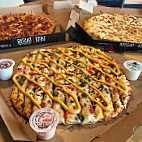 Toppers Pizza food