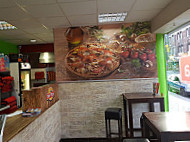 Tele Pizza inside