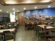 Buffet Food House inside