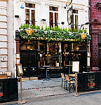 The Argyll Arms inside