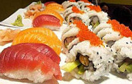 Sushi La Riba food