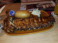 Foster's Hollywood Manuel Girona food