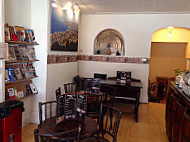 Lebanese Delicafe' inside