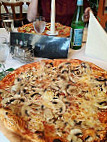 Pizzeria Milano Landau food