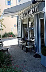 Bistro De Chavenay inside