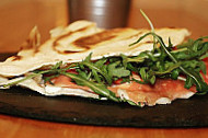 Mama Piadineria food