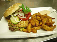 Royal Bistro - Burger and More food