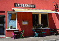 La Planque outside