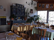 Auberge de la Vallee de l'Oule food