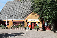 Zur Linde Gaststätten, Restaurants inside