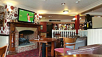 Toby Carvery The Oaklands inside