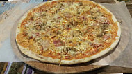 Village Pizza food