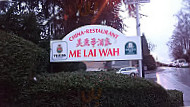 Me Lai Wah outside