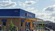 Dairy Queen outside